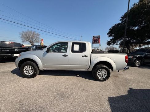 Used 2017 Nissan Frontier SV w/ SV Value Truck Package image 1