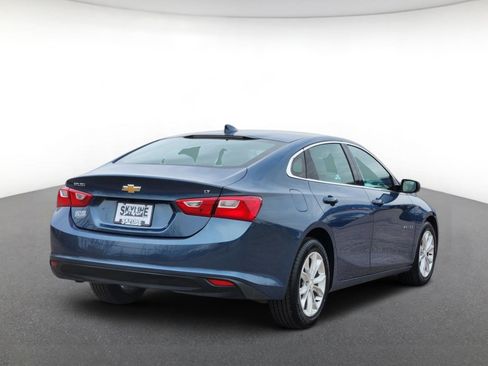 Used 2024 Chevrolet Malibu LT image 3