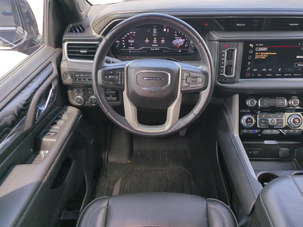 Used 2022 GMC Yukon Denali w/ Denali Premium Package AWD/4WD image 17