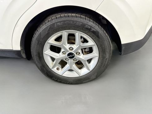 Used 2023 Kia Soul LX w/ LX Technology Package FWD image 36