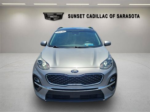 Used 2020 Kia Sportage EX w/ EX Technology Package FWD image 2
