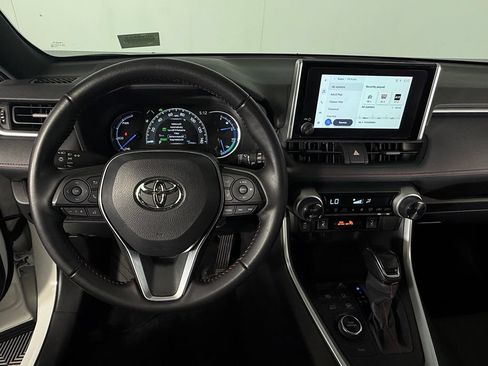 Used 2025 Toyota RAV4 SE AWD/4WD image 15