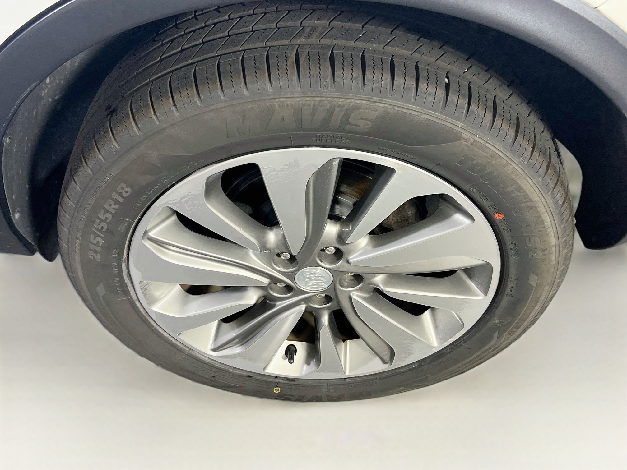 Used 2018 Buick Encore Preferred AWD/4WD image 28