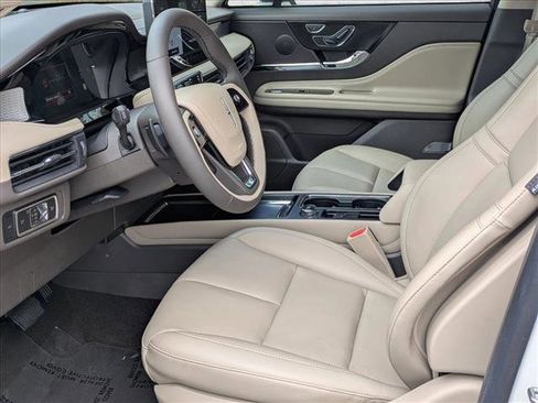 Used 2024 Lincoln Corsair FWD image 15