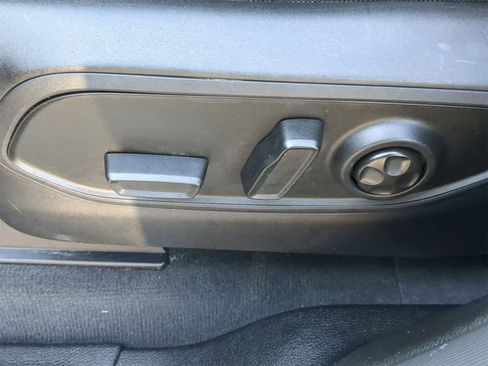 Used 2023 Jeep Grand Cherokee Altitude image 17