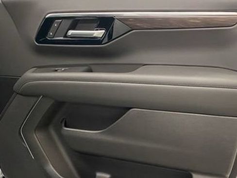 New 2026 Chevrolet Suburban LS AWD/4WD image 31