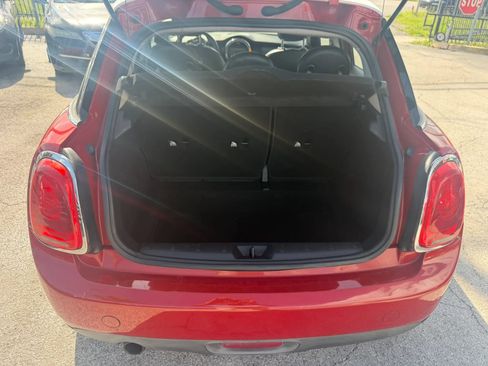 Used 2016 MINI Cooper 4-Door Hardtop w/ Media Package FWD image 15