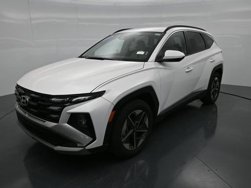 Used 2025 Hyundai Tucson SEL FWD image 9