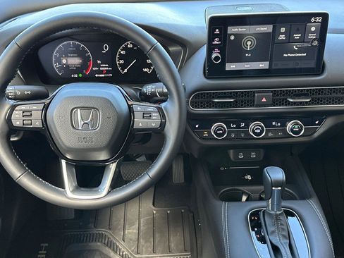 Used 2026 Honda HR-V EX-L image 12