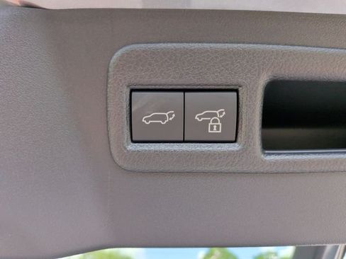 New 2026 Toyota C-HR AWD/4WD image 33