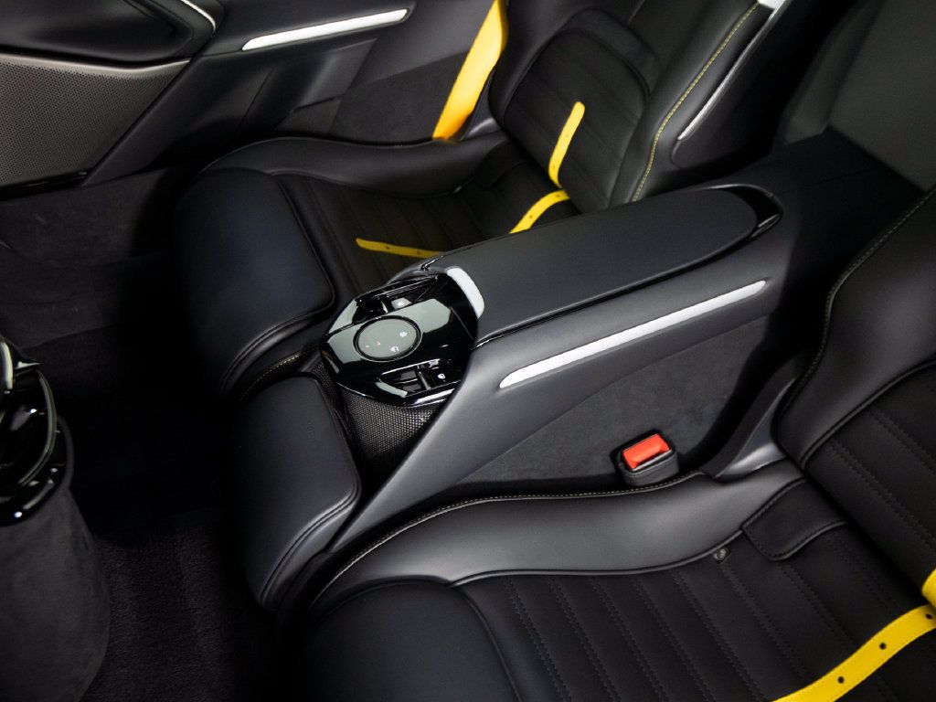 Used 2025 Ferrari Purosangue AWD/4WD image 37