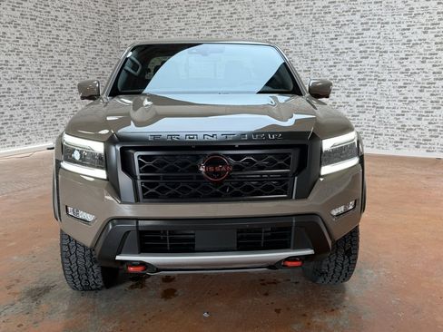 Used 2023 Nissan Frontier PRO-4X w/ Pro Convenience Package image 2