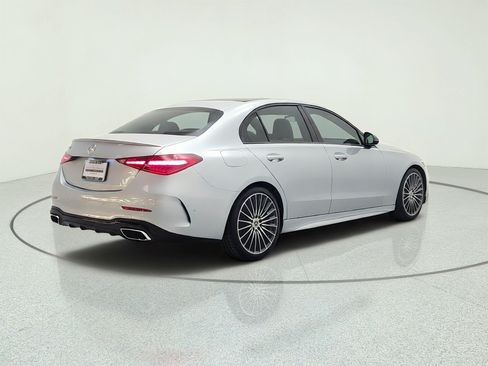 Used 2022 Mercedes-Benz C 300 Sedan image 5