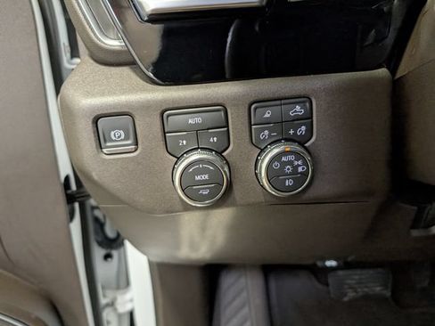 Used 2026 GMC Sierra 1500 SLT AWD/4WD image 20