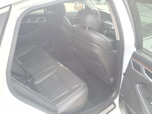 Used 2015 Hyundai Genesis 3.8 w/ Option Group 04 image 12