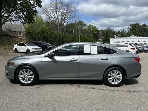 Used 2023 Chevrolet Malibu LT FWD image 2