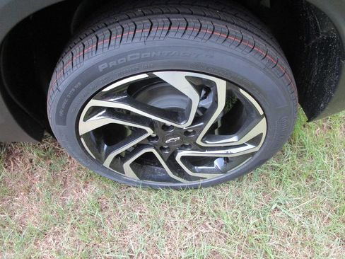 New 2026 Chevrolet TrailBlazer RS w/ Convenience Package FWD image 15