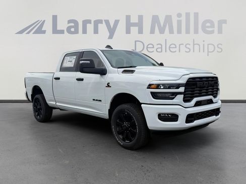 New 2026 RAM 2500 Big Horn AWD/4WD image 8