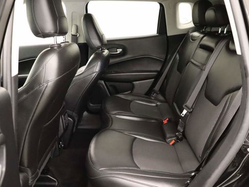 Used 2019 Jeep Compass Altitude image 16