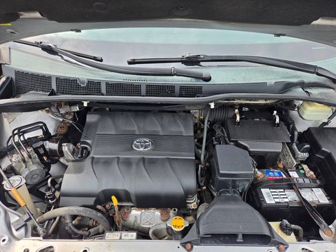 Used 2015 Toyota Sienna XLE FWD image 36