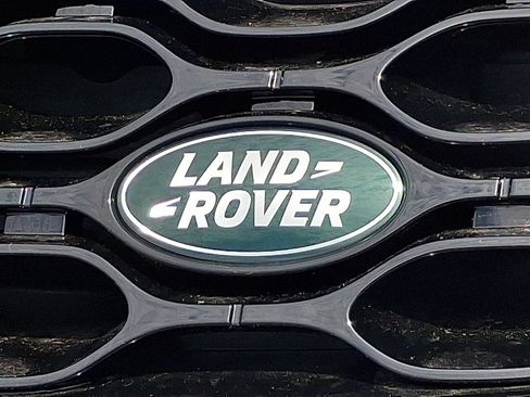 New 2026 Land Rover Discovery Sport Landmark AWD/4WD image 18
