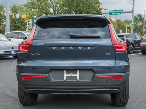 New 2026 Volvo XC40 B5 Ultra w/ Climate Package AWD/4WD image 6
