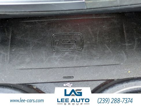 Used 2018 BMW 540i xDrive w/ Premium Package image 25