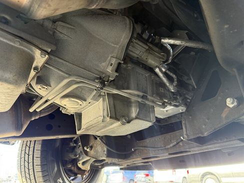 Used 2020 Chevrolet Express 3500 image 31