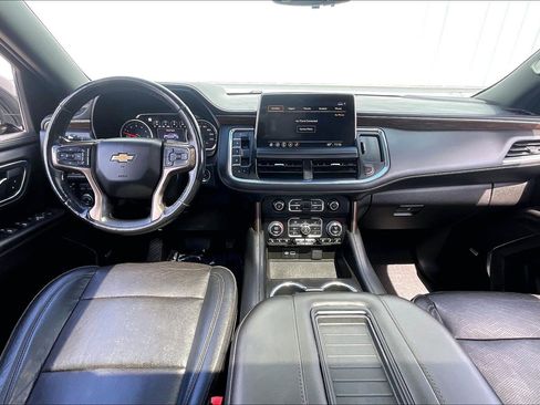 Used 2021 Chevrolet Suburban High Country w/ Premium Package AWD/4WD image 19