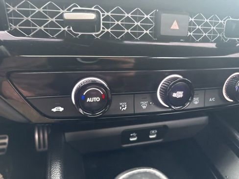 Used 2023 Honda Accord Sport image 29