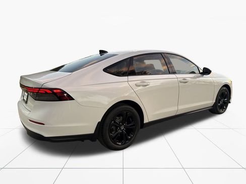 New 2025 Honda Accord SE image 12