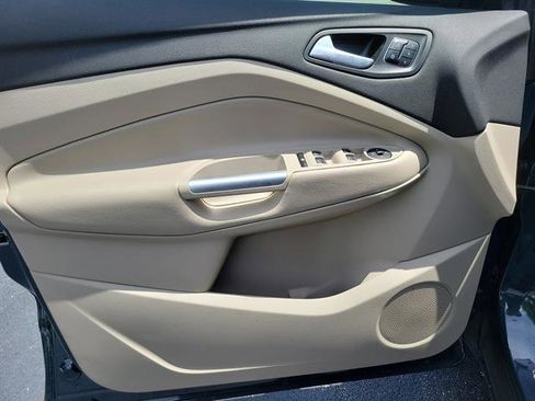 Used 2019 Ford Escape Titanium image 57