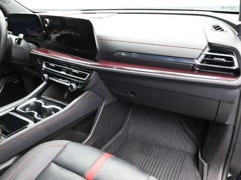 Used 2024 Chevrolet Traverse RS w/ LPO, Floor Liner Package AWD/4WD image 35