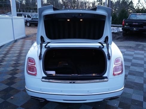 Used 2019 Bentley Mulsanne image 58