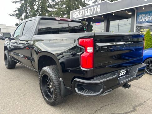 Used 2021 Chevrolet Silverado 1500 LT Trail Boss w/ Convenience Package II AWD/4WD image 3