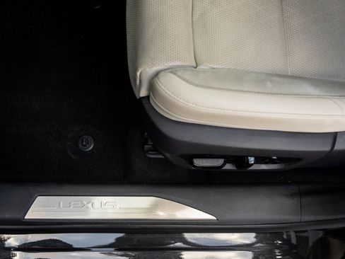 Used 2023 Lexus RX 350 350 w/ Cold Area Package image 20