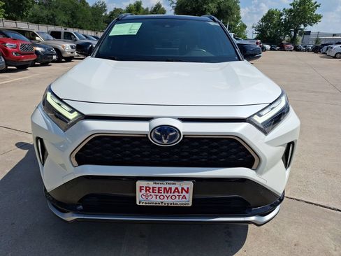 Used 2022 Toyota RAV4 XSE AWD/4WD image 9