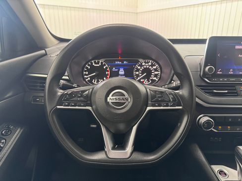 Used 2019 Nissan Altima 2.5 S FWD image 19