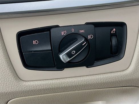 Used 2016 BMW 328i xDrive Sedan image 10