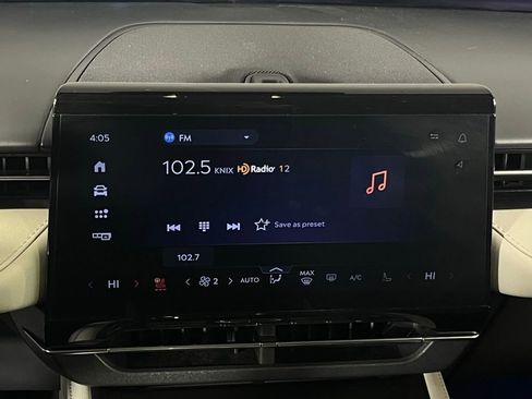 Used 2024 Lincoln Nautilus Reserve image 18