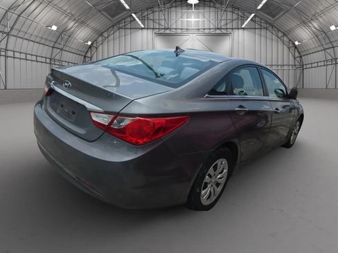 Used 2011 Hyundai Sonata GLS FWD image 4
