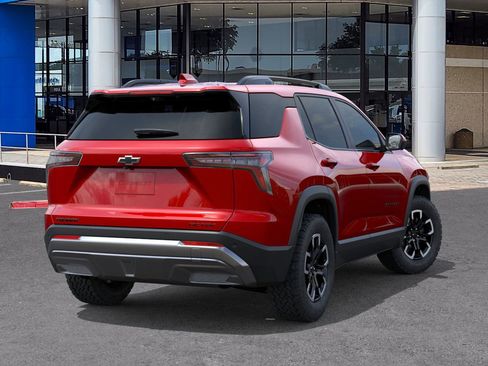 New 2026 Chevrolet Equinox ACTIV image 4