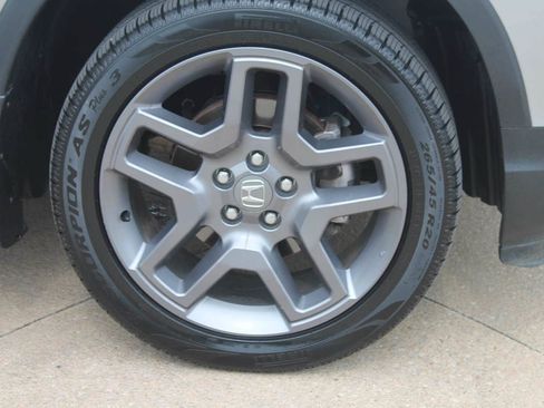 Used 2023 Honda Passport EX-L image 3