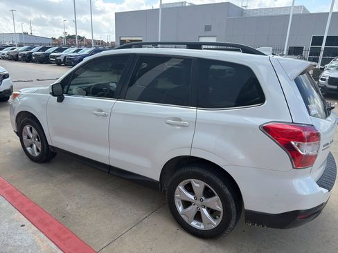 Used 2016 Subaru Forester 2.5i Limited image 2