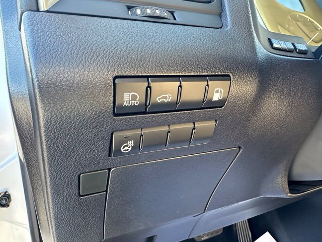 Used 2022 Lexus RX 450h AWD w/ Premium Package image 14