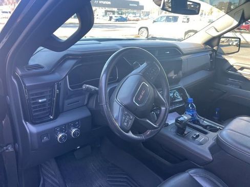 Used 2023 GMC Sierra 1500 AT4 w/ AT4 Preferred Package image 6