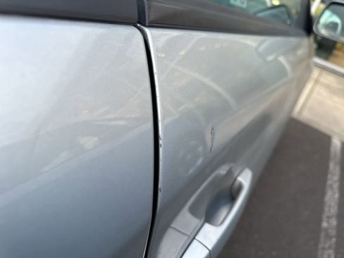 Used 2004 Toyota Solara SLE image 9