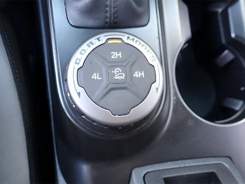 Used 2022 Ford Bronco Black Diamond image 27