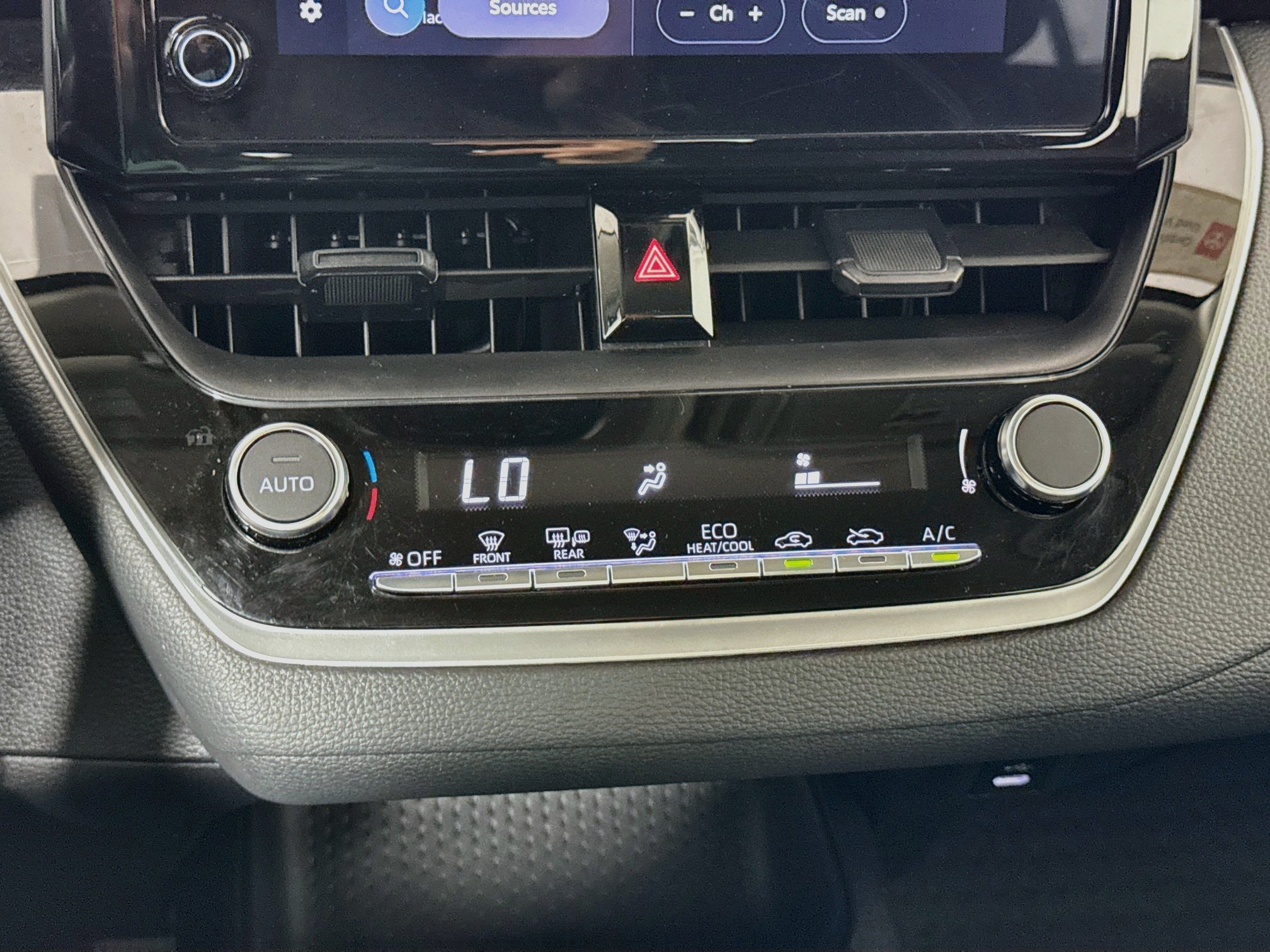 Certified 2026 Toyota Corolla LE FWD image 17