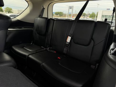 Used 2024 Nissan Armada SL w/ Captain's Chairs Package RWD image 29